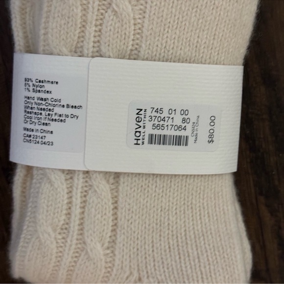 Talbots Cashmere blend cable knit socks - Picture 14 of 14